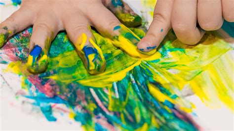 what paint to use for finger painting: Exploring the Vibrant World of Finger Painting Materials